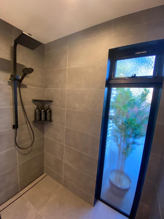 Altura Apartment Брайт Екстериор снимка